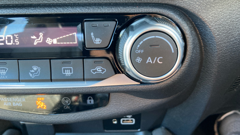 Nissan Juke 1.6 Hybrid Tekna+ 5dr Auto Hybrid Hatchback